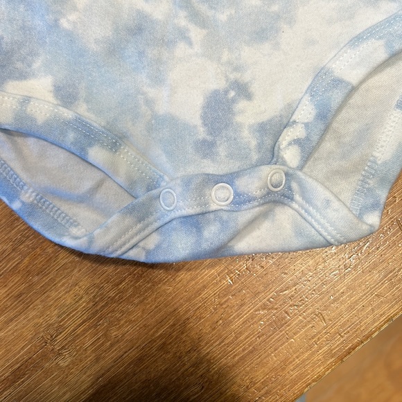 NWOT Calvin Klein onesie - Picture 5 of 6